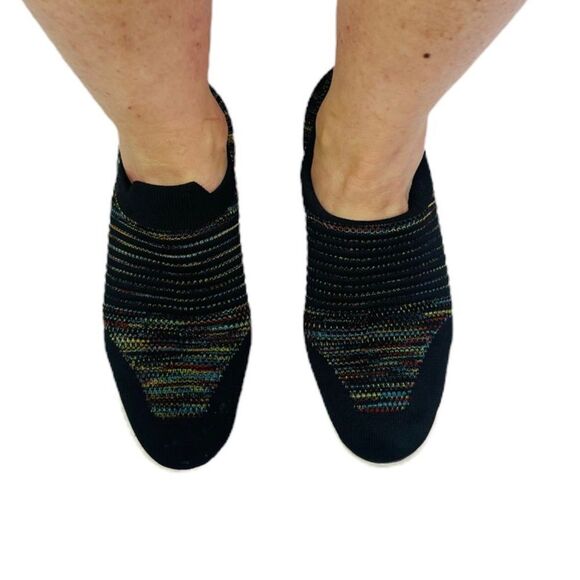 Steve Madden Gillis-C Slip-On Sneakers  - Size 6 - Picture 2 of 13